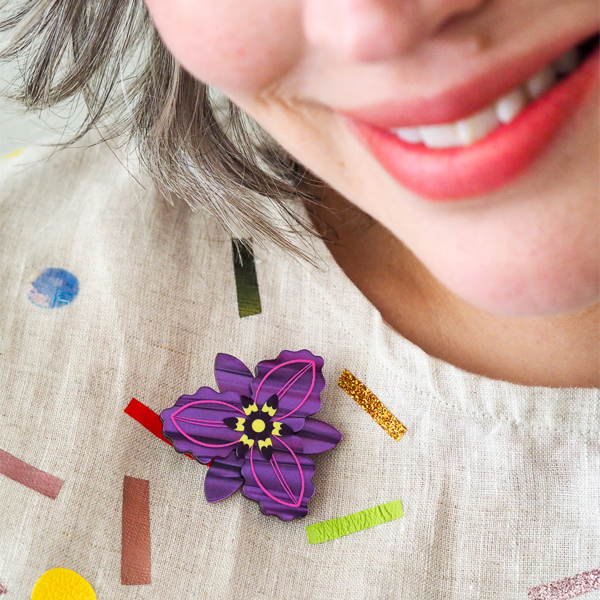 Erstwilder Chocolate Lilly Simplified Mini Brooch