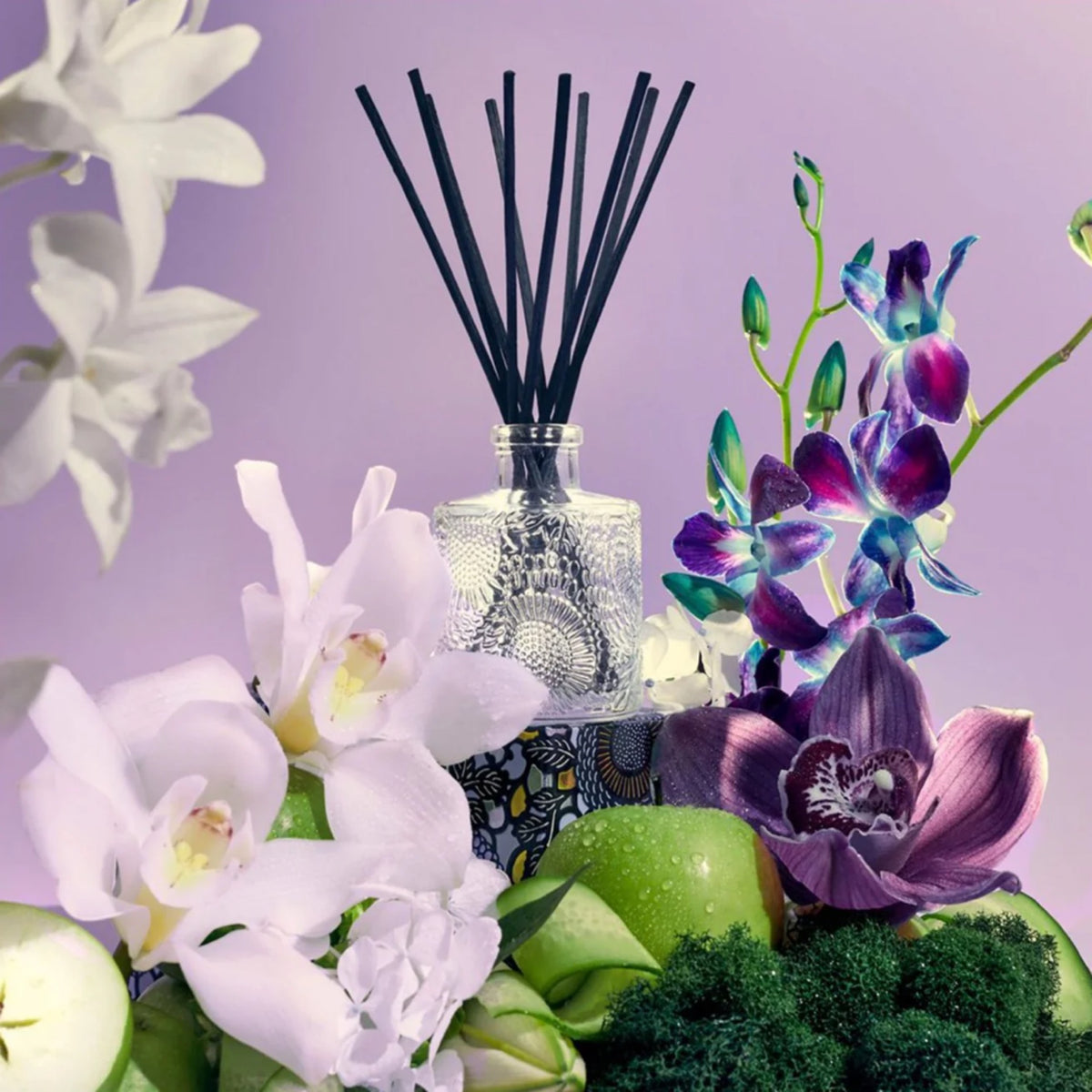 Voluspa Apple Blue Clover Reed Diffuser