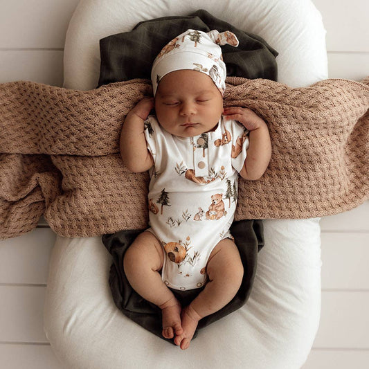 Bears Short Sleeve Organic Bodysuit: 0-3 Months (000)