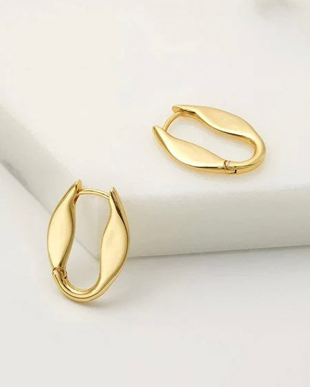 Rose Earrings Gold