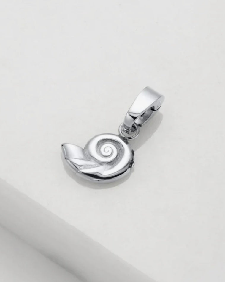 Shell Charm Silver