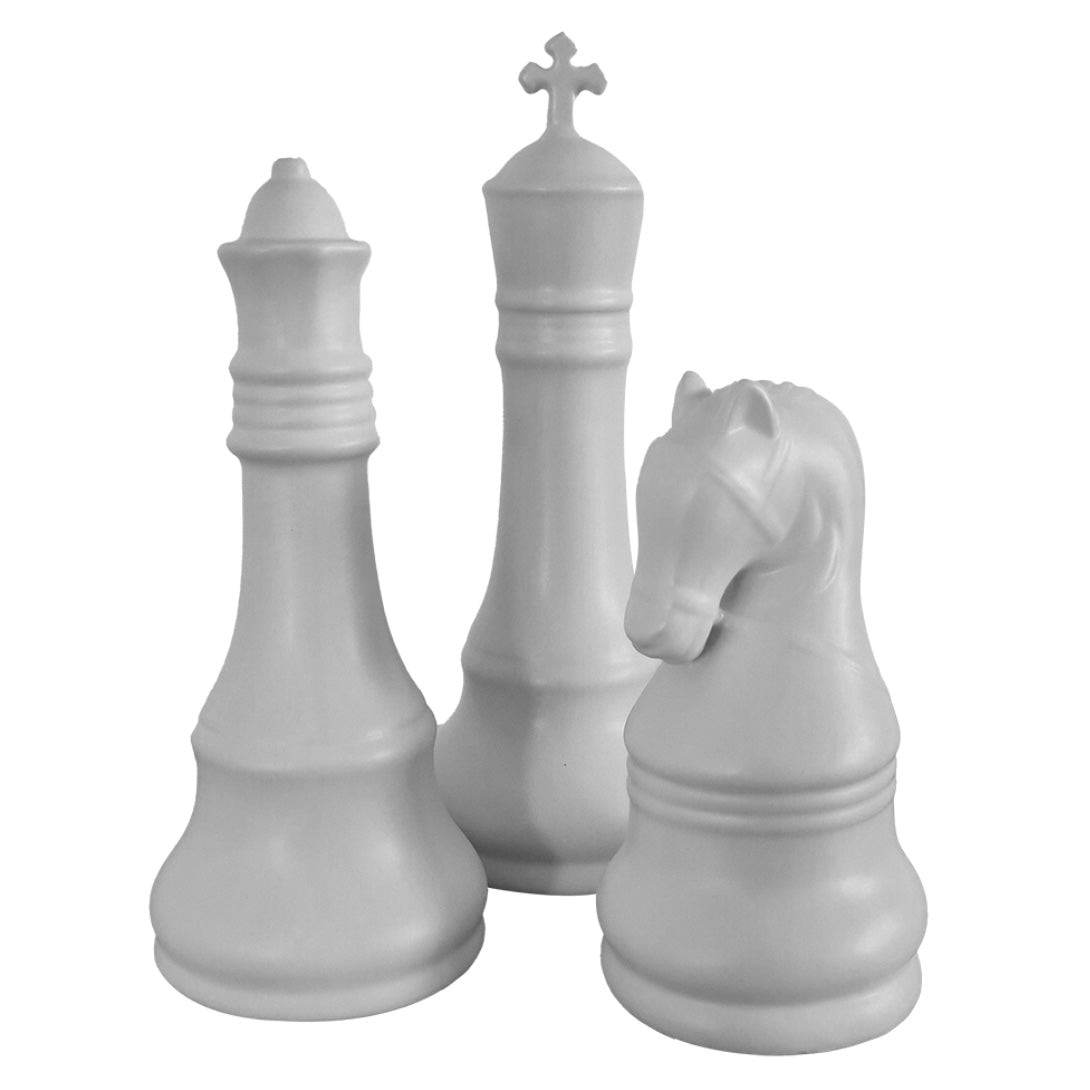 Weißer Keramik-Springer Schachfigur