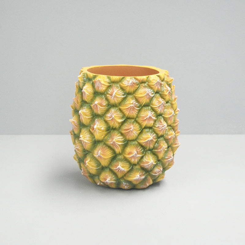 White Moose Pineapple Planter - Natural