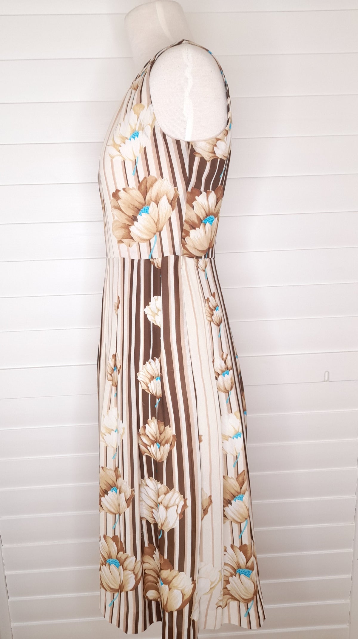MED071 Brown Floral Dress