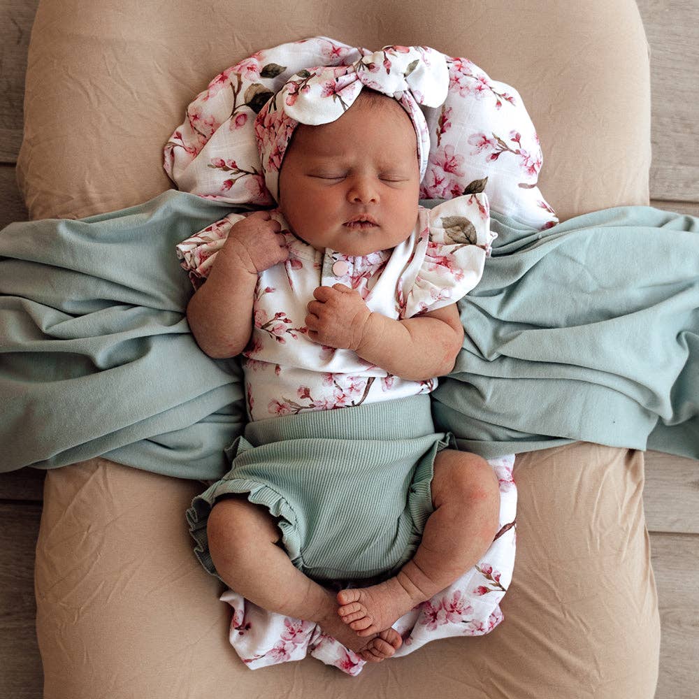 Cherry Blossom Short Sleeve Organic Bodysuit with Frill Newborn 0000